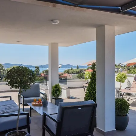 Leonardo Luxury 2 Penthouse With Jacuzzi Appartamento *