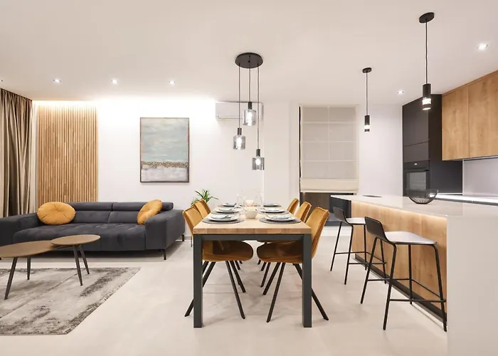 Leonardo Luxury 2 Penthouse With Jacuzzi * Zara