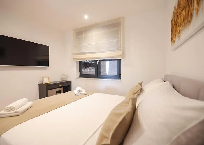 Leonardo Luxury 2 Penthouse With Jacuzzi *