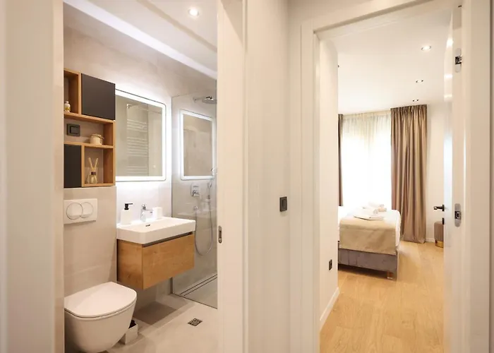 Leonardo Luxury 2 Penthouse With Jacuzzi Zadar