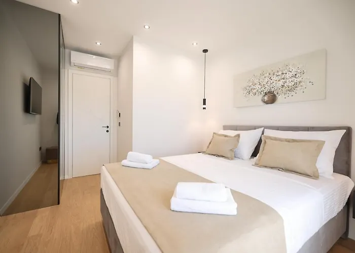 Leonardo Luxury 2 Penthouse With Jacuzzi Zadar