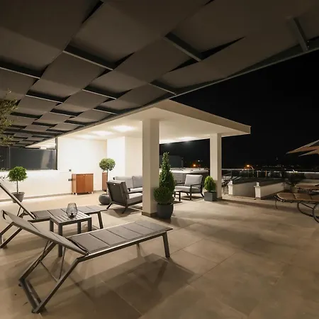 Leonardo Luxury 2 Penthouse With Jacuzzi