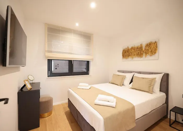 Leonardo Luxury 2 Penthouse With Jacuzzi 아파트 *