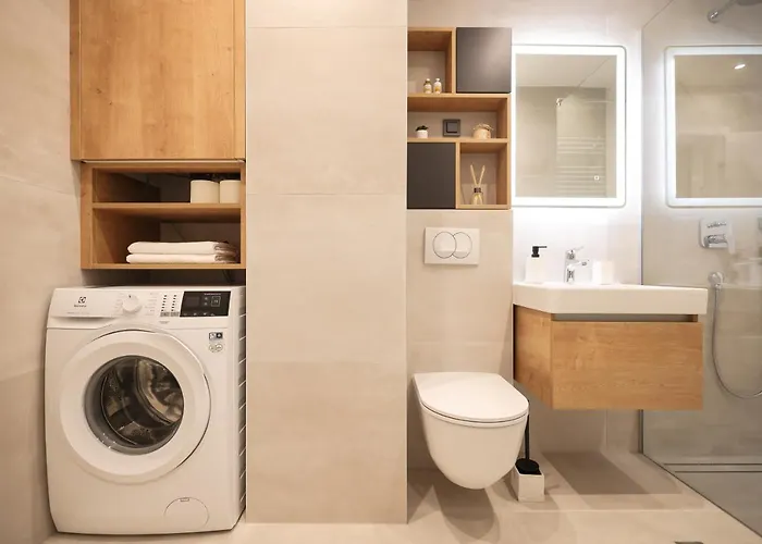 Апартаменты Leonardo Luxury 2 Penthouse With Jacuzzi